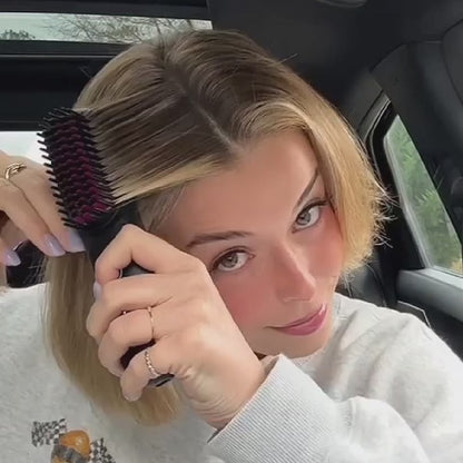 La PREMIÈRE brosse coiffante intelligente pour cheveux courts